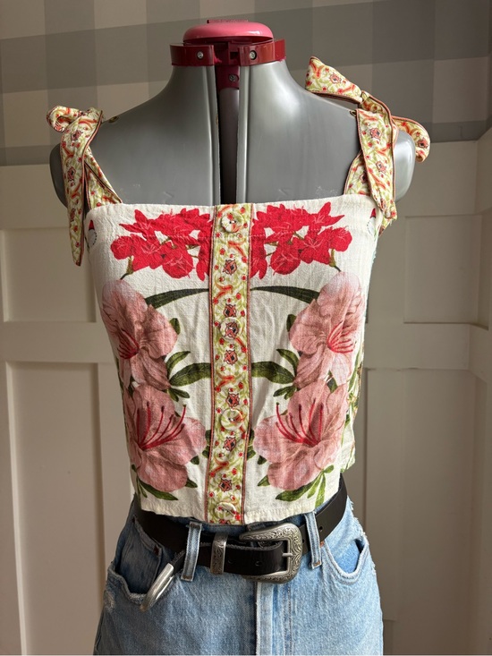 Rose & Olive Tops - Rose & Olive Floral Tie-Shoulder Cropped Tank Top in White, Pink & Red Large